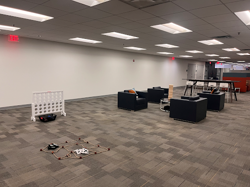 Open and semi-flexible gallery space for events